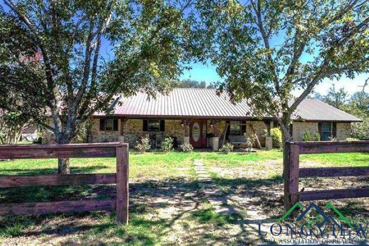 195 COUNTY ROAD 1772, JEFFERSON, TX 75657, photo 1 of 36