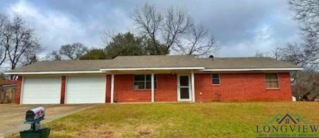 504 W CAMPBELL RD, LINDEN, TX 75563, photo 1 of 12